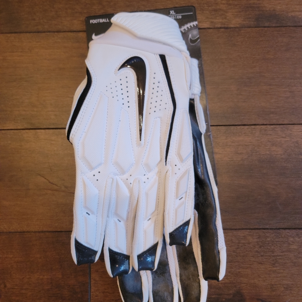 Nike NFL D-Tack 6.0 Lineman Football Gloves